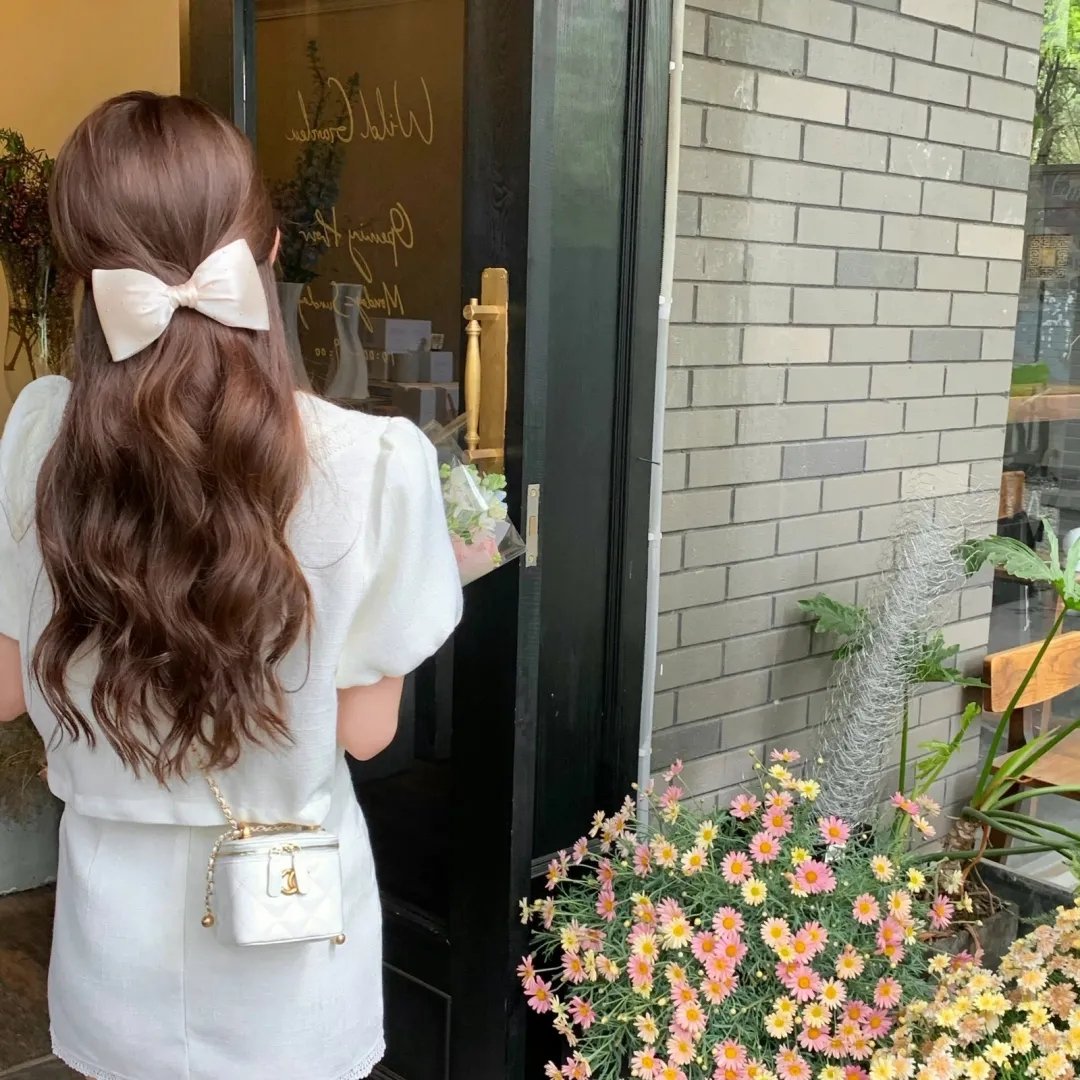红唇